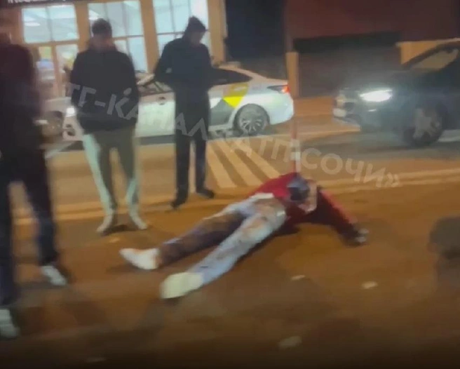 В результате инцидента пострадавшему потребовалась помощь медиков | Источник: ЧП Сочи /telegram