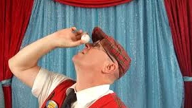 Легкий фокус: как удержать мячик для пинг-понга на носу