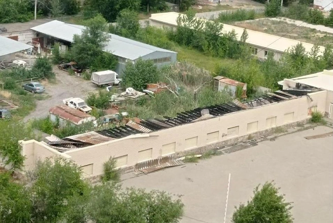 Вот так сейчас выглядит когда-то крупнейший в городе каток | Источник: читатели V1.RU