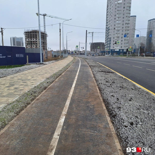 Ровно, отдельно от пешей части | Источник: Максим Дмитриев / 93.RU