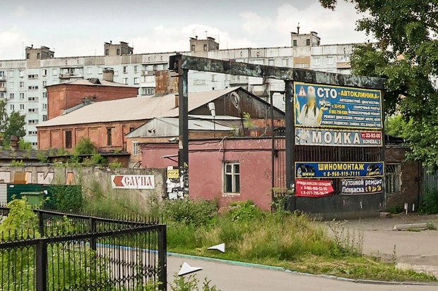 На соседней улице находится ликеро-водочный завод | Источник: yandex.ru/maps