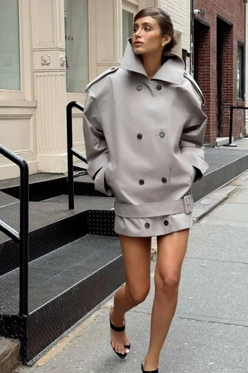 Чуть удлиненная объемная модель тренча-косухи | Источник: ru.pinterest.com