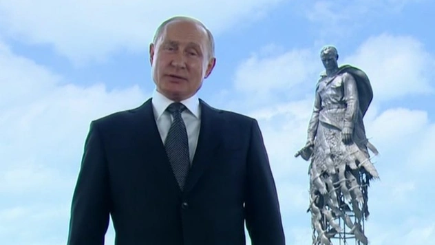 Лучшие шутки про самое короткое обращение Путина к россиянам