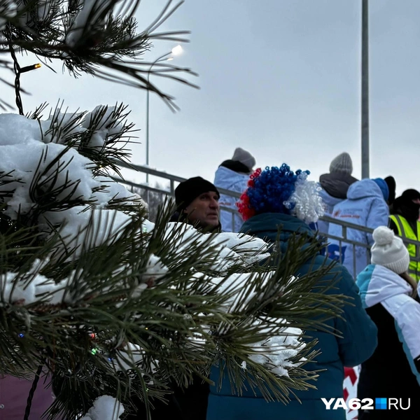 А потом еще полчаса стояли возле трибун | Источник: Виктория Улитова / YA62.RU
