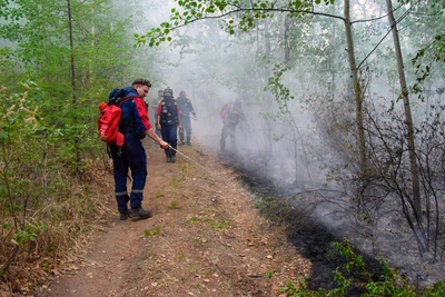 Село Эйик в Якутии продолжают спасать от лесного пожара