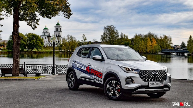 Цена доступной китайской машины типа этого Chery Tiggo 4 Pro при пересечении российской границы увеличивается более чем вдвое | Источник: Артем Краснов