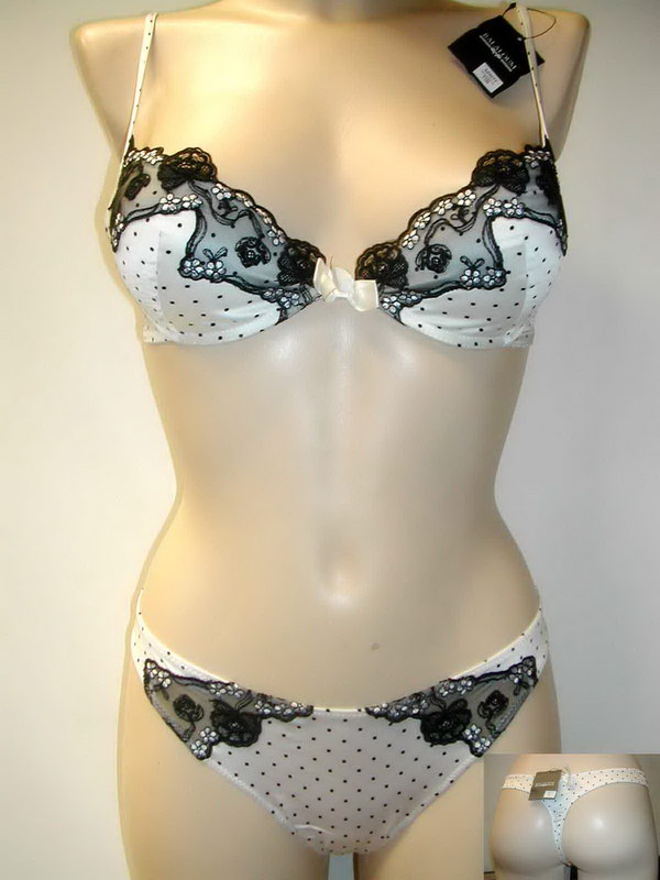 Огромный выбор нижнего белья всех...