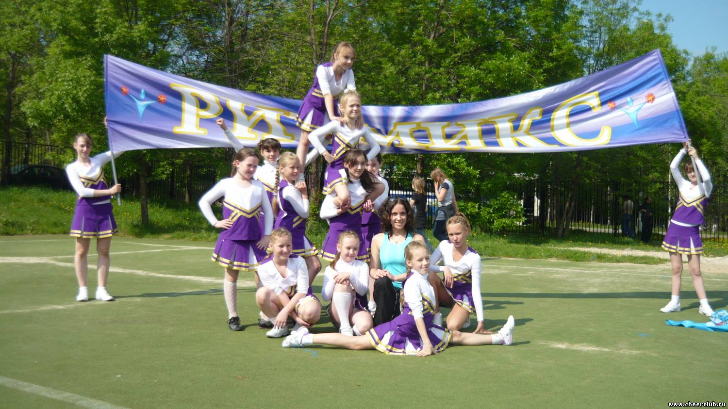 www.cheerleading.spb.ru/federation...