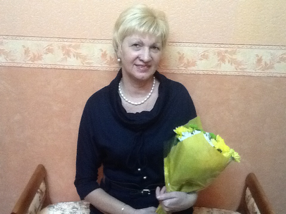 8 октября 2013 года 

Любите Маму,...