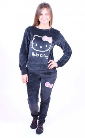 Спортивные костюмы. Внимания цена...