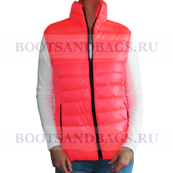 Стильные, яркие, модные куртки и ж...