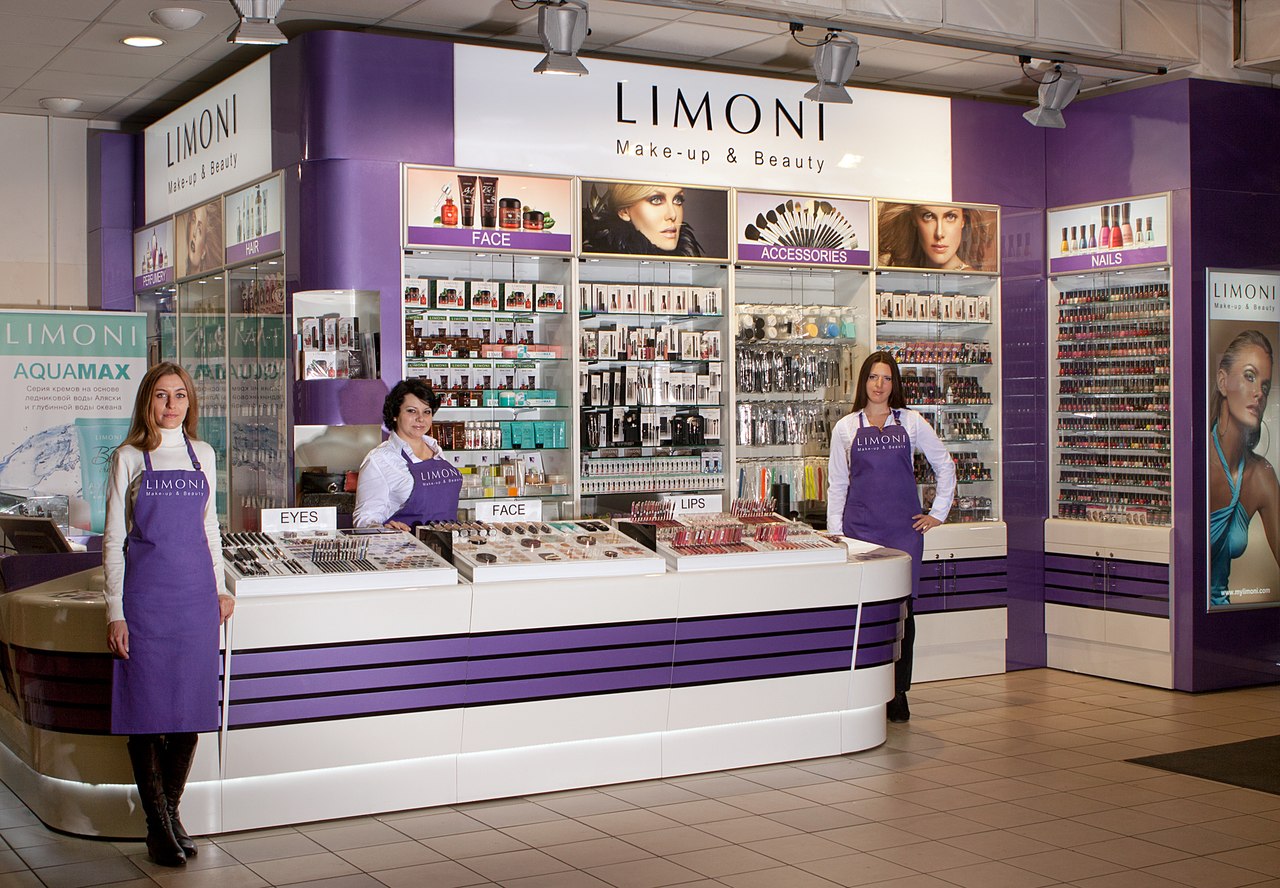 Косметика LиM0Nи способна дать жен...