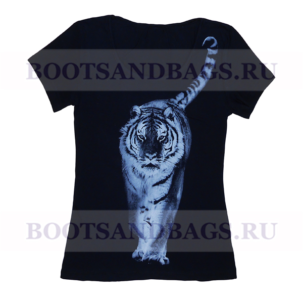 Распродажа футболок и спортивных б...