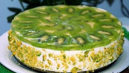 Лёгкий творожный торт с киви, кото...