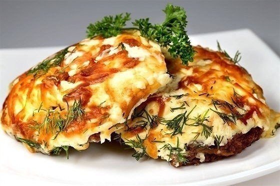 Мясо по-французски 

Ингредиенты:...