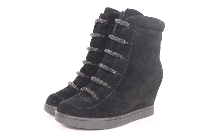 Зимняя коллекция обуви Спринг вэй....