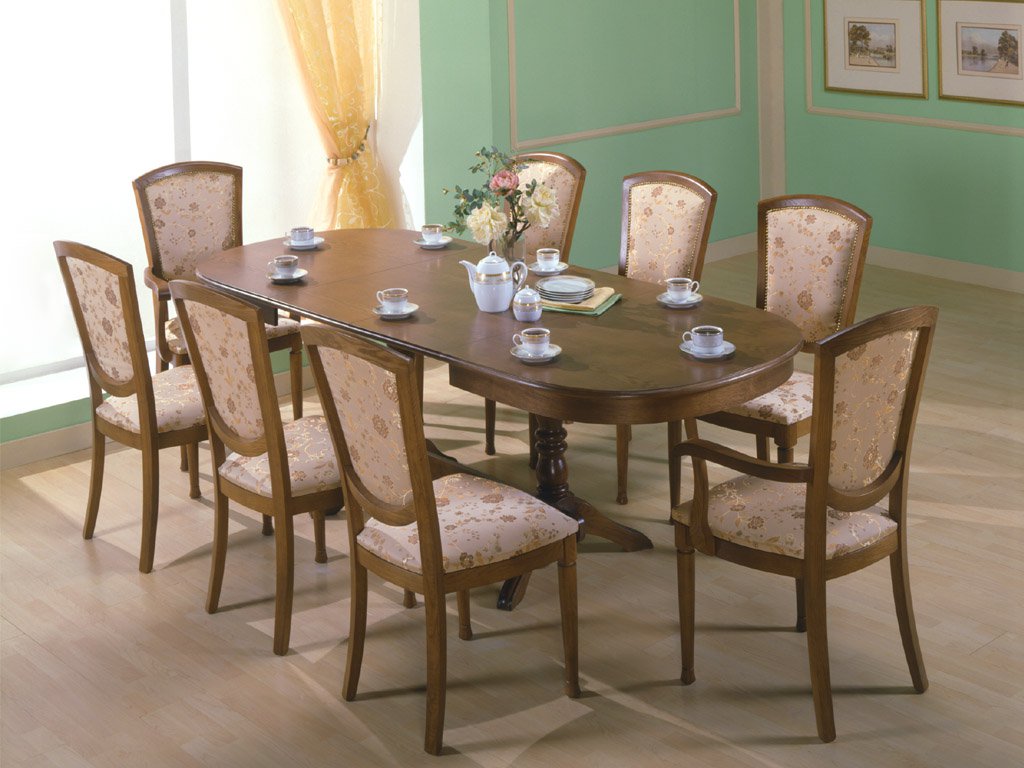 Сбор заказов. Столы и стулья, крес...