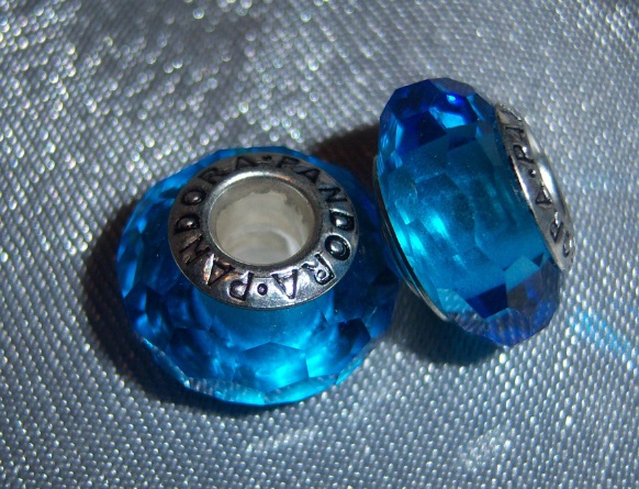 �ӣ � �������. Pandora-������� ������. �̣��� �������� �� 250 ���. ������� 07.03