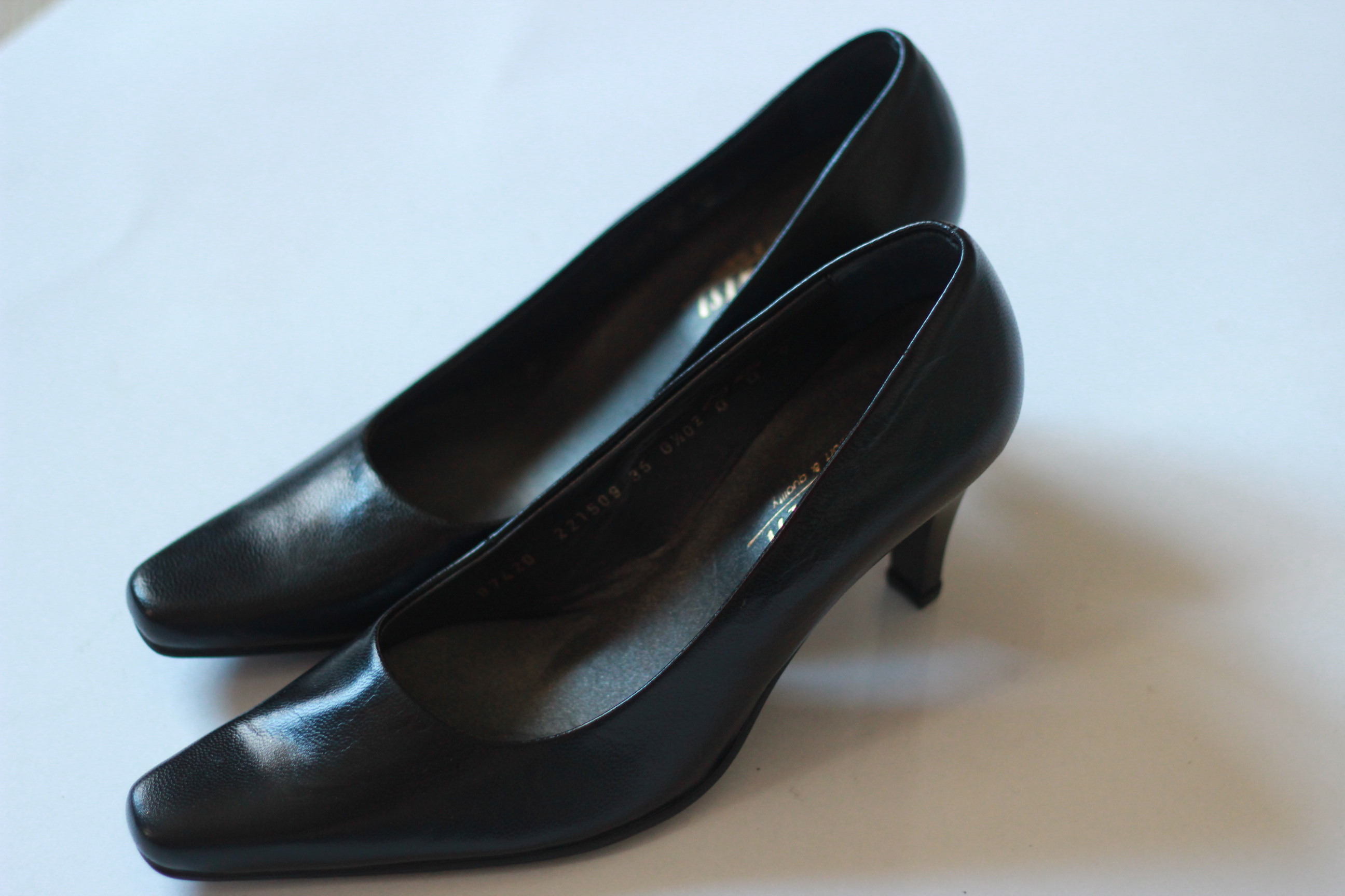 ���� �������. ��������� �� 290 ������ , ������� ����������� ���� �� 490 ������, ����� �� 390 ������!!! ����������! �������, ������������, ������� ������.����� ������� ��������.