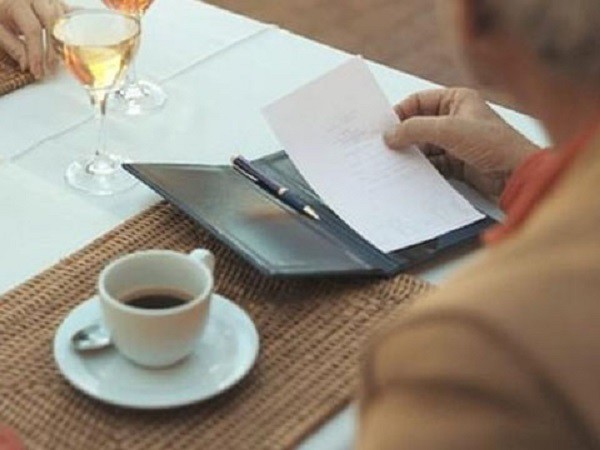 � ������