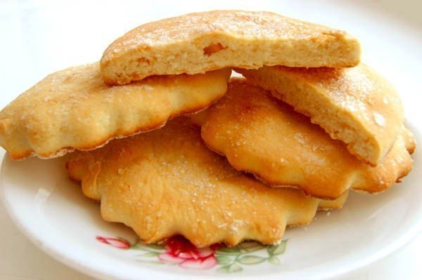 �������