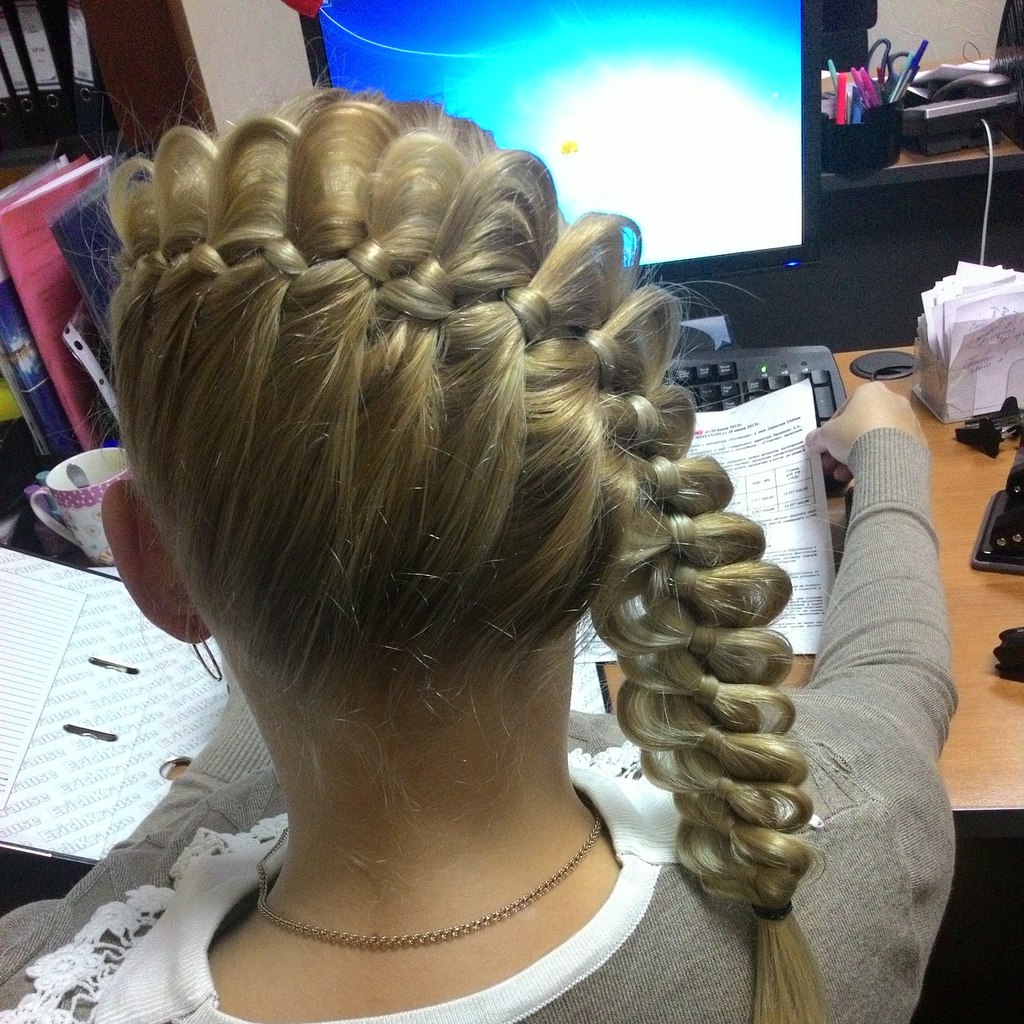 �������)