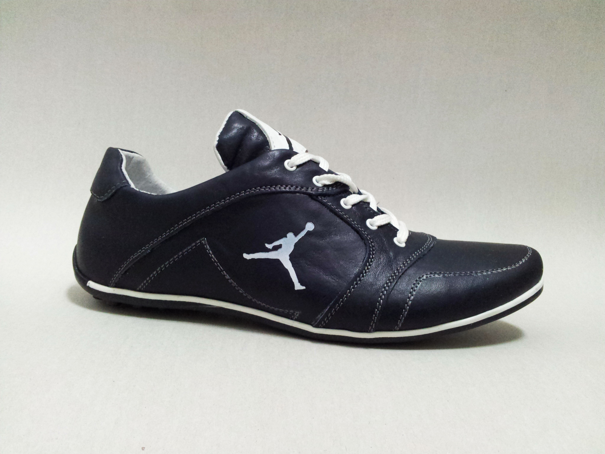 ���� �������. ���������� ������� ����� � 39 �� 45 �.-8. ������ ����������� ���������!���� 1500, ����� 1000 � 1200!