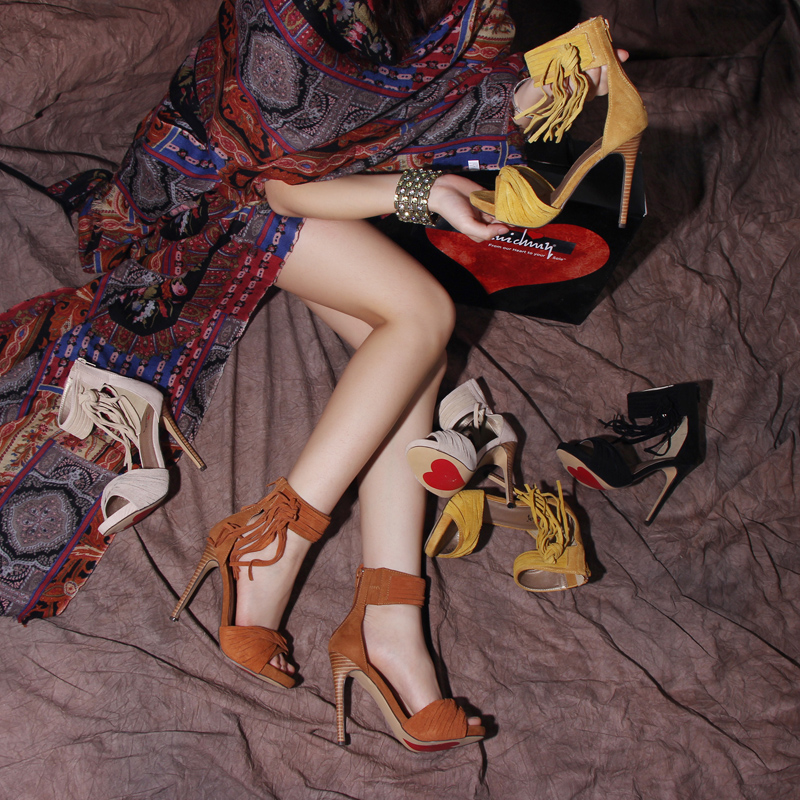 Evroshoes. ������� ����� ������� ����� ��� �����, �� ������ �����, ������� �������! ������, ������� �� 700 �� 1500 ���, �����, ������� �� 500 ���, � ��� �� ��������, ����, ���������, ����� � ������ ������