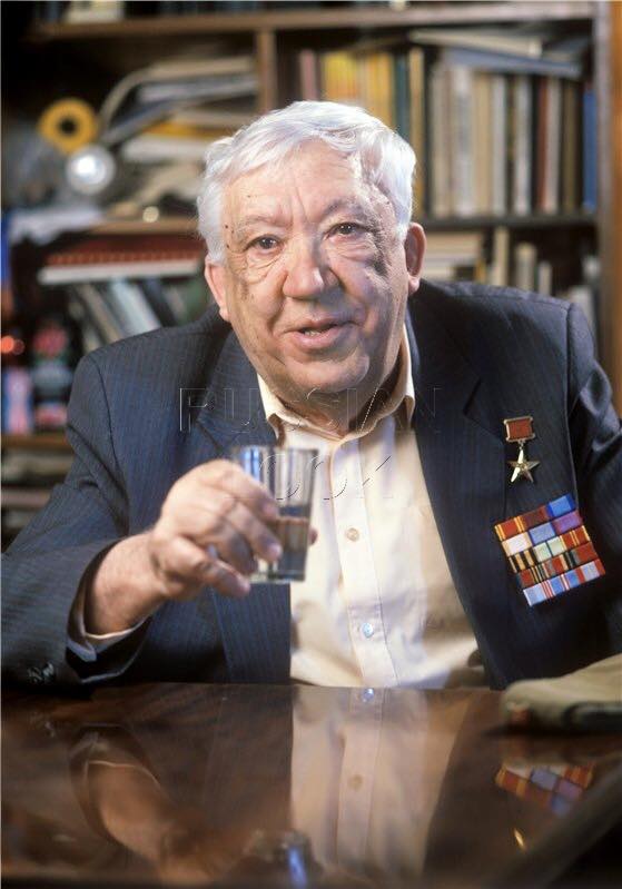 ������� �������� ������������ ���� �������� � �����