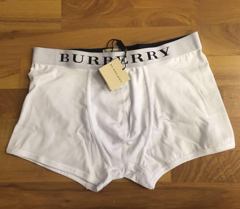 ��������� ������ ����� - BURBERRY, HUGO BOSS � EA7 - ����� 699 ���!