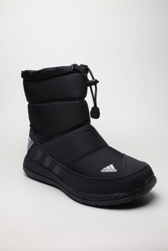 ���� �������.����������� ����������� �� ���������� �� ������ ������� � ������� ��������� � ���� Adidas, Reebok, Nike