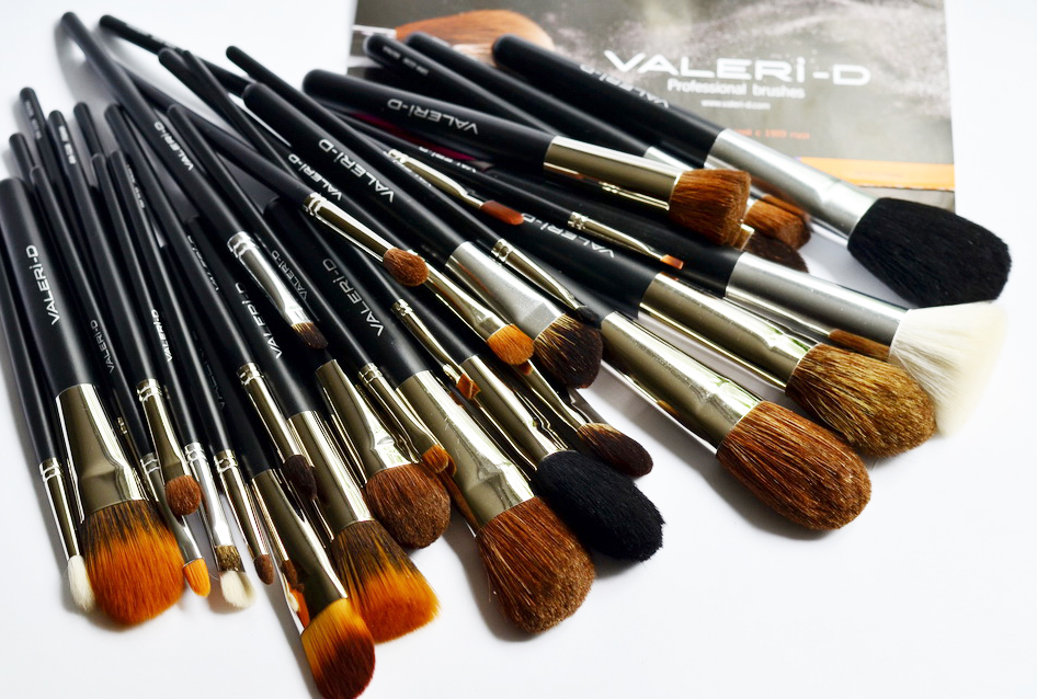 ����������.