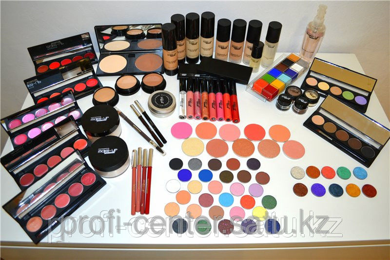 ����� ����� ���������������� ��������� MAKE-UP SECRET PROFESSIONAL- ����������� �������� �����������, ������� ��������, ��������� ����. ����� 1.