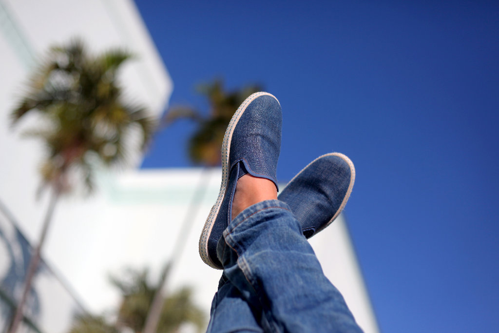 ����������� ���������� ������� � ������� ����� �� 199�. ��������� ���� � ������� �� 237�, � ��� �� ����� � Led ����������, ������������. ������ ����� �� ��������� �����. ���� ������ ������ � ��������. �������, ������� ����.