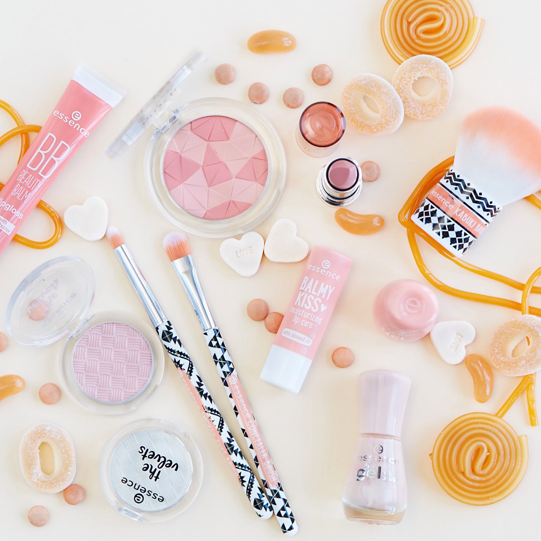 ���� �������. � 8 �����!��������� �������� ��������� Ess*ence- ���������� ��� ������� � �����: ������, ����������, ������������ - �� �� � ���� ������ �� �������! ����,����,����,������ � �������� ��� ����� - 46.���� 16 �������!.