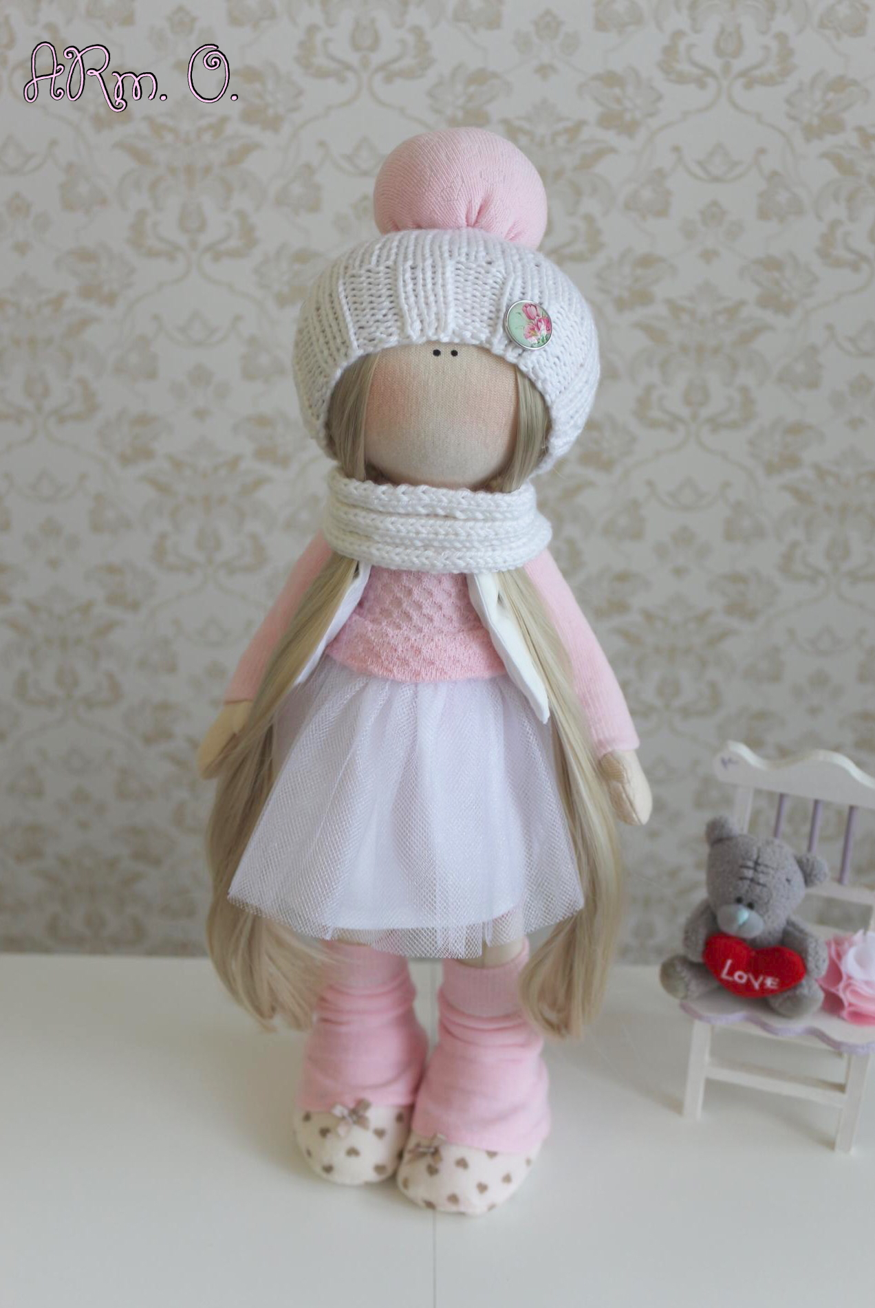 �������