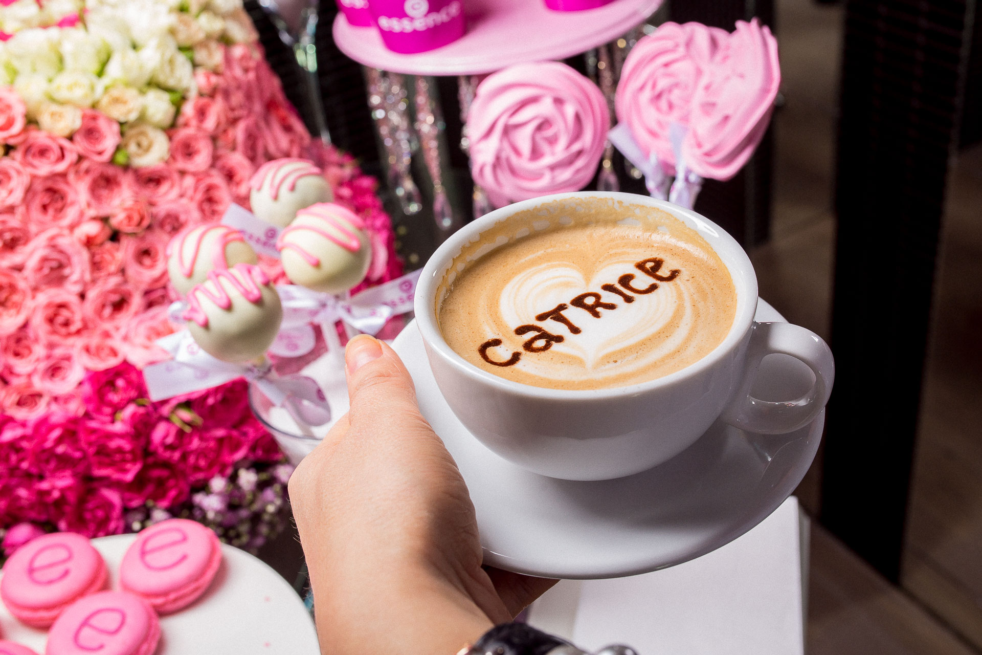 ����� ����� �� C�tri�e � Essence � ������ �������)