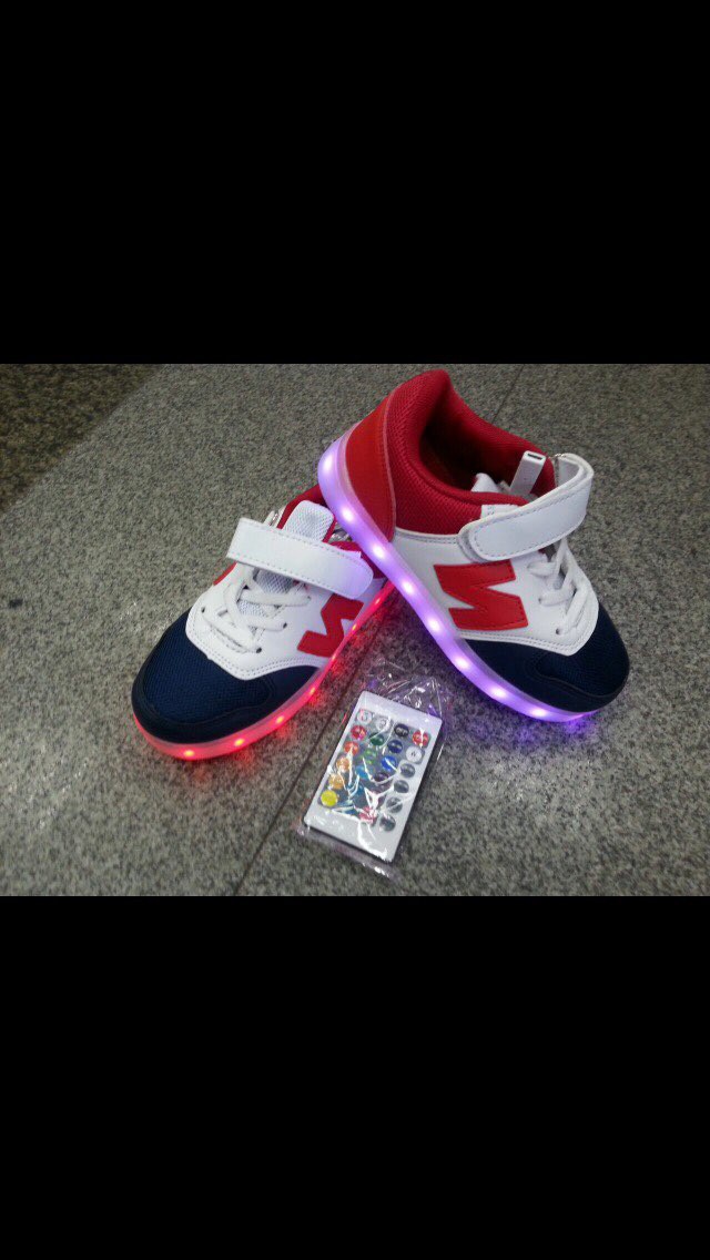 ���� �� 07.04. ��������� �� ���������� Led ��������-8 ������, 11 �������. ��� ������! ������� � 30-41, ������� �������, ��� �����!-6 ���� 1700 ������