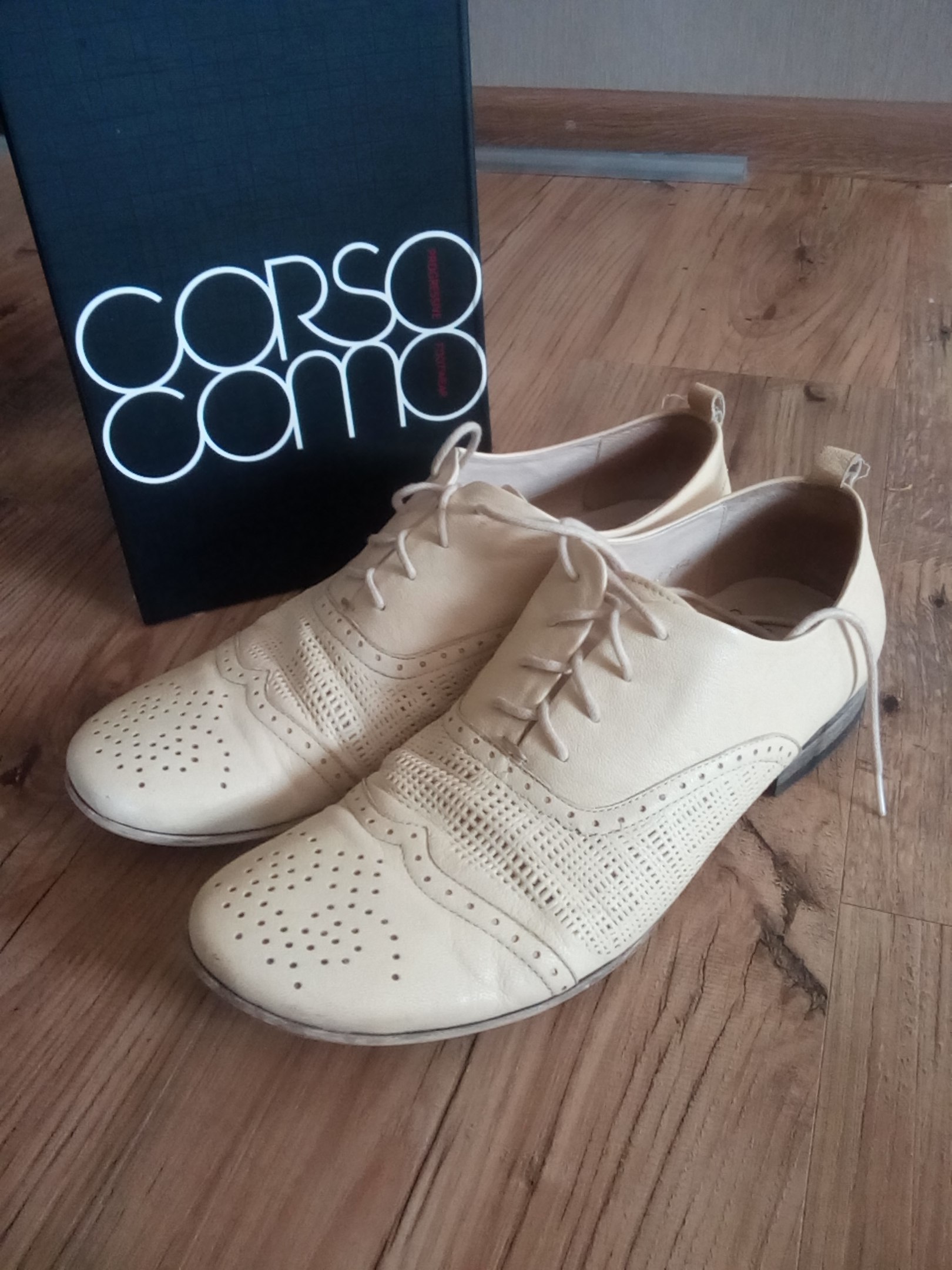 ��������!! ����� ������� CORSO COMO, 42 �-�, ���� 1000 ���