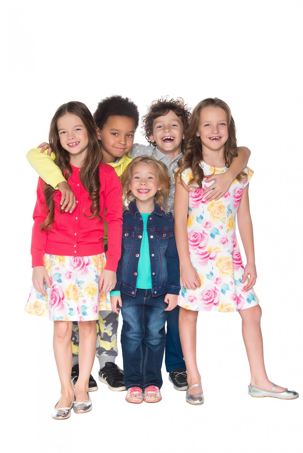 ���� �������. ����������� �������� ���! �� ��������� �����-���� 2017, � �.�. � ������� ������. ����� ������ Jun0, G*ino de Lu*ka � Lu*ce d*ella V*ita! ����������� �����! ������������ ������ ��� ������ �������. 98-152. ��� ����� ����� 4