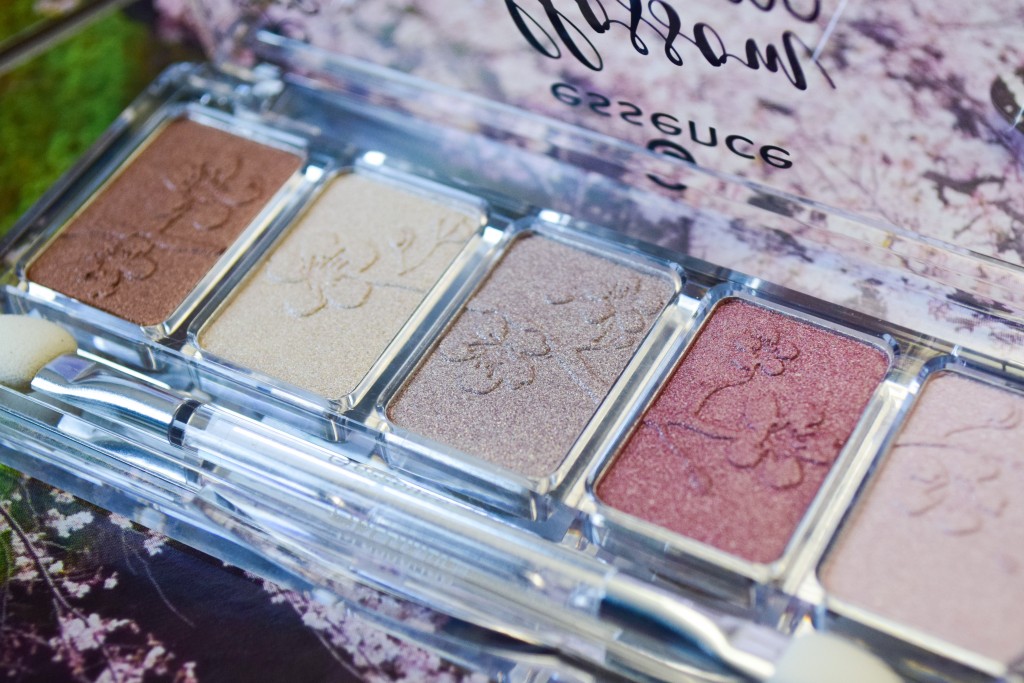 ������� ����� ��� ��� Essence �� ���������  Blossom Dreams) � ������� 4 ��. ����������, ������� � ������� ������� � ��������� � ������� ����������� - ���, ��� ����� ��� �������� ������� ��������� ������