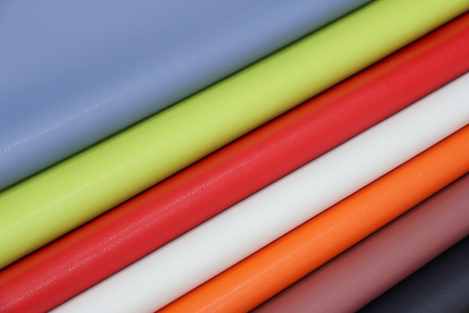 C��� �� 07.07. ����� ��� ������ � ���� �*�*�. ������������ ������ � ������. ���� ���������� - ������, ������� �� 230�! ����-���� � ����������� easy clean.