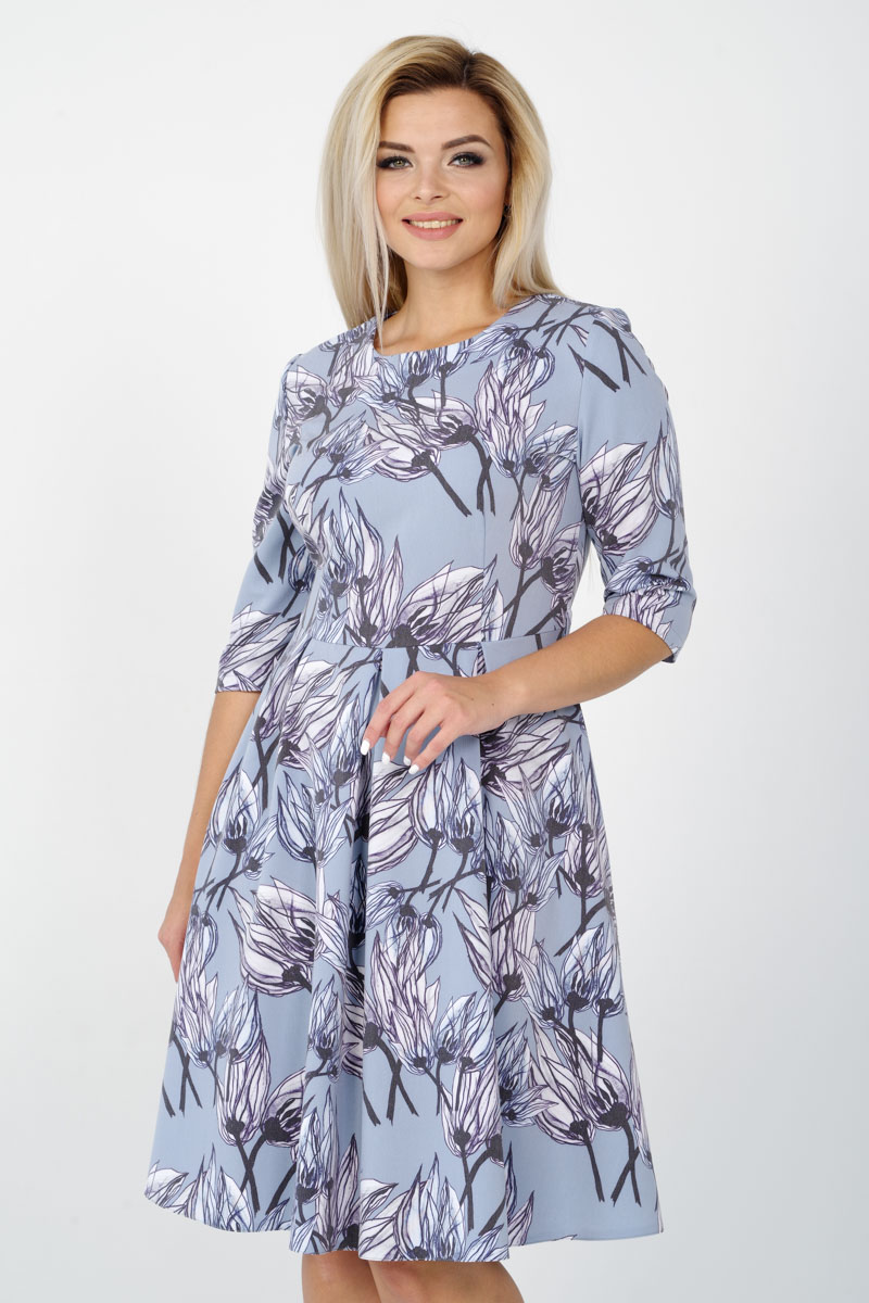 ���� �� 08.09. ����� 72. ����� ����� ��������� �� Valen*tina. ��������� � ������������ ������ ,����, ��������, ������, ������,����� � ��������.���� �� 340�, ��������� ��� � 40 �� 70 �������.