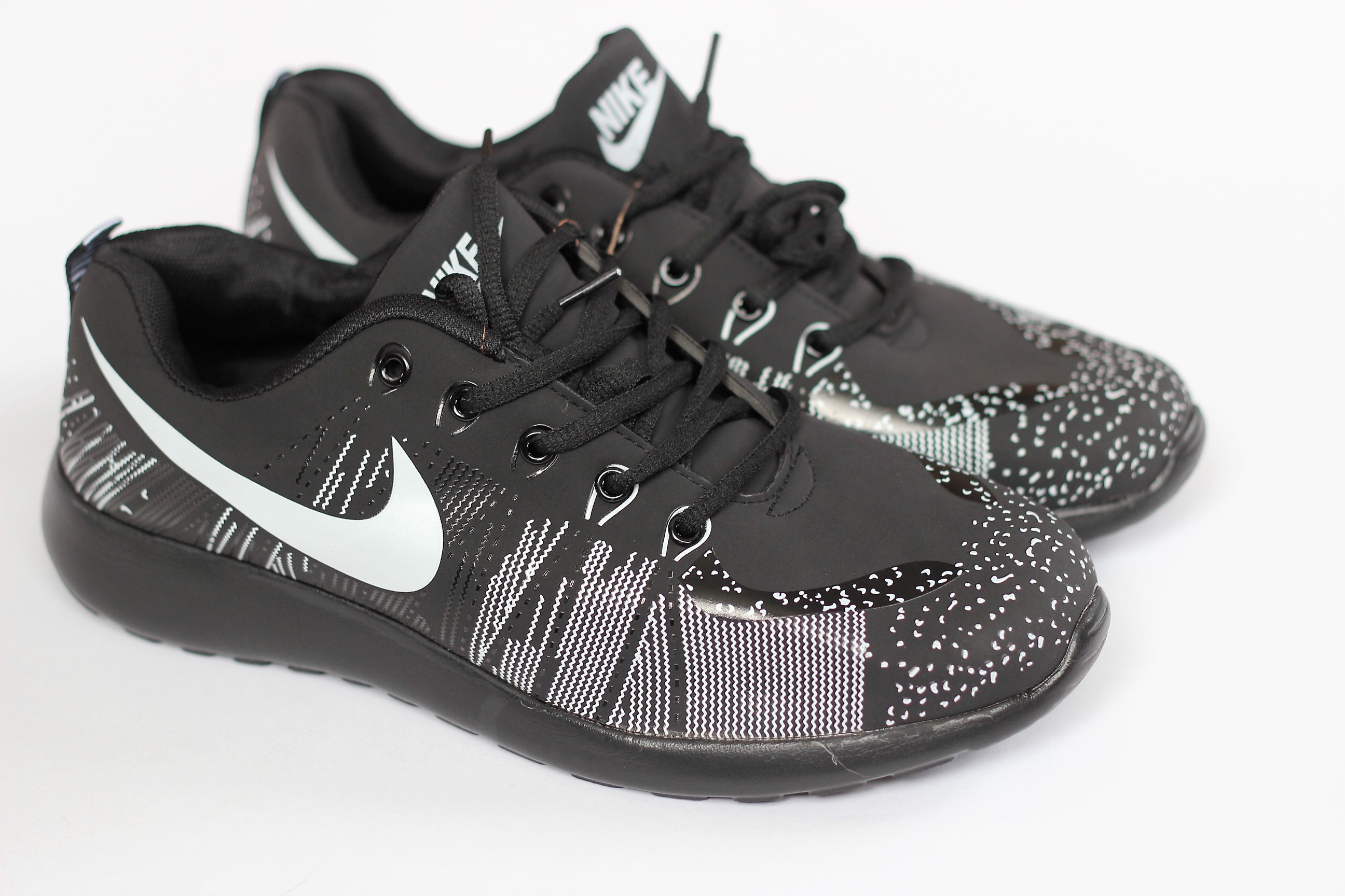 ���� �� 30.08. ���� ������� ������� ������))) ��������� �� 390 ������! ������ � 41 �� 46. ������ ������ � �������.