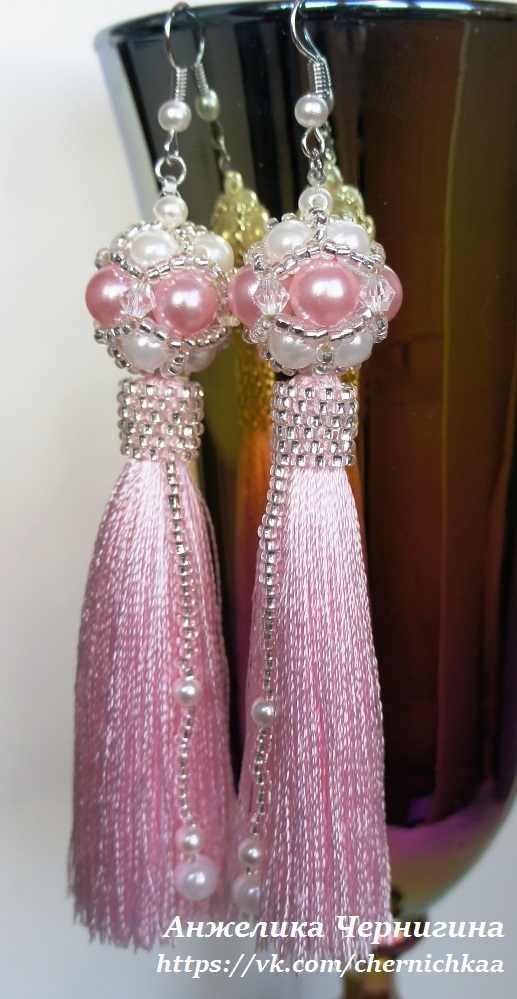 ������ ����� �����-�������� ����� � �������� �� ����� � ������.