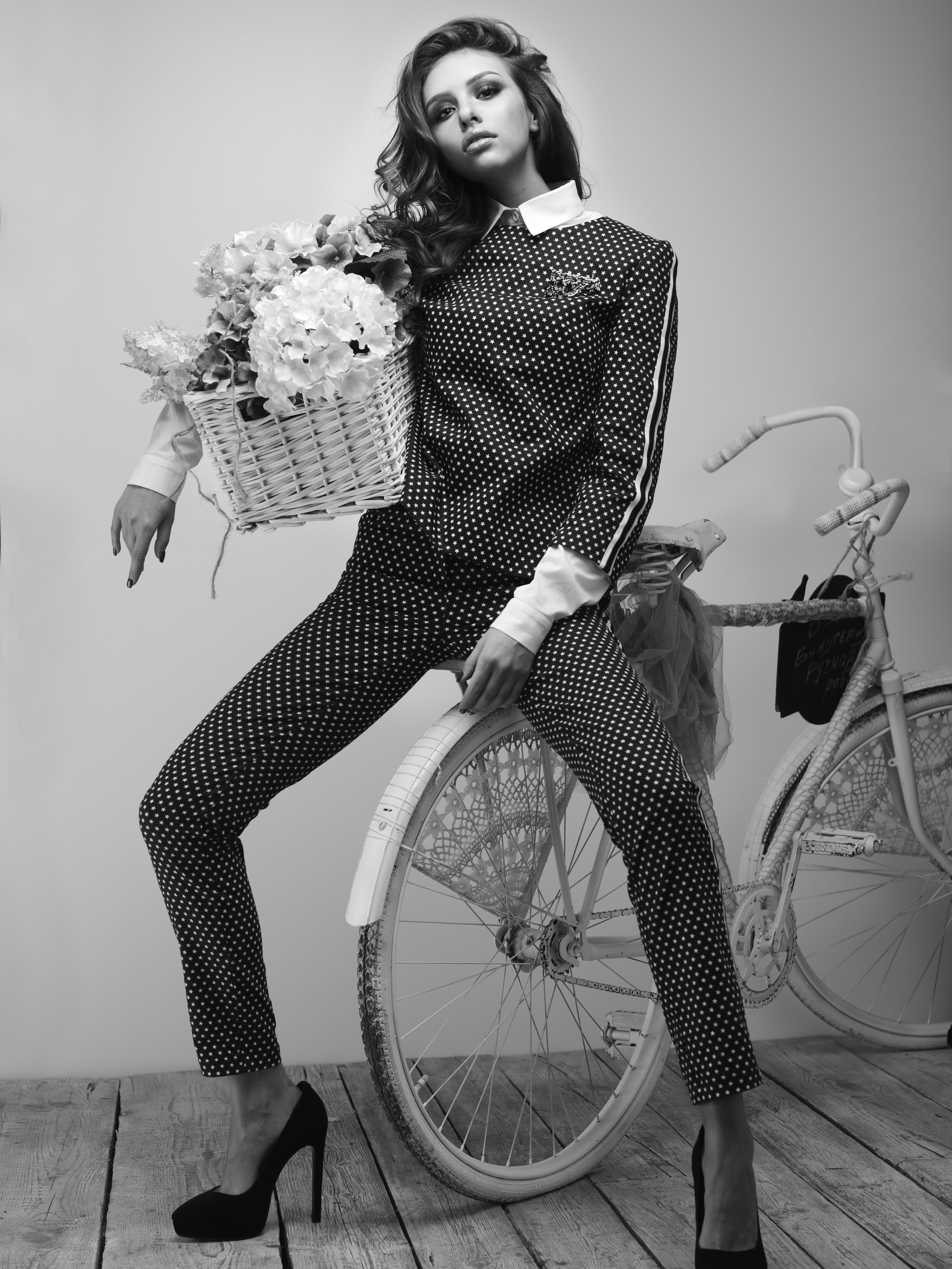 ���� �� 30.11.17. ������������ ����������� ������� ������ Ni*v Ni*v �� 40 �� 50 �������. ������� �����!!!��� ����������� ����������!