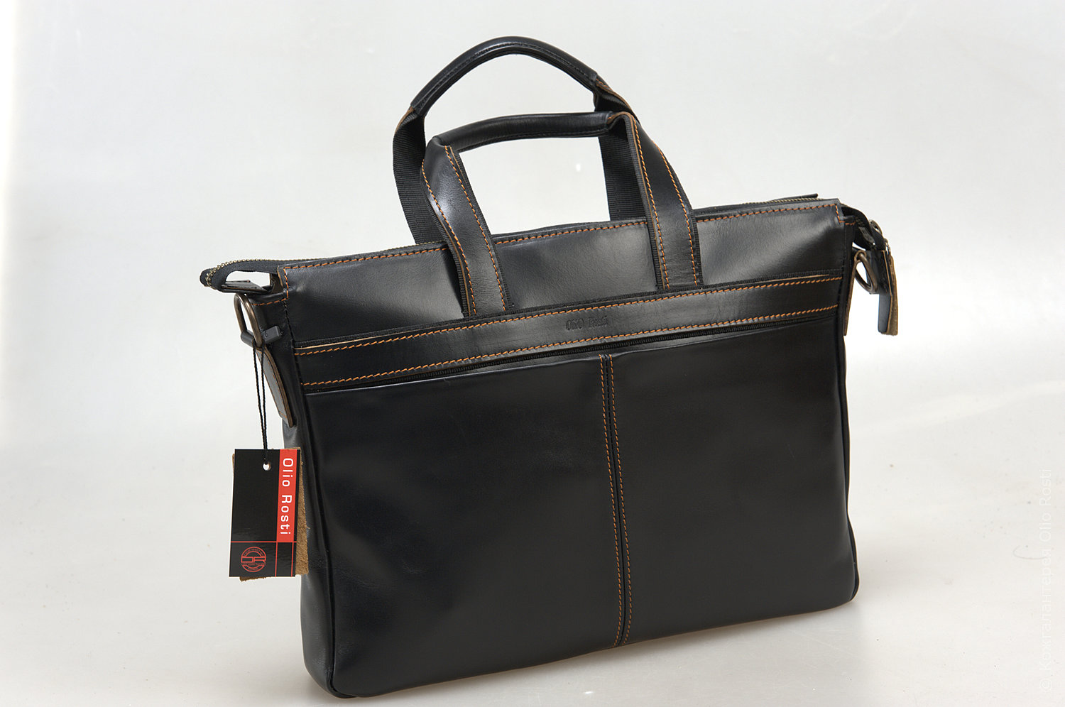 ��������� �������, ��������� ��������-����� �� �������. ������� ����. ����� ���������� ����� �-4 �������� ��������. � ��������� ������ ��� ������� �� �����, ���������-������