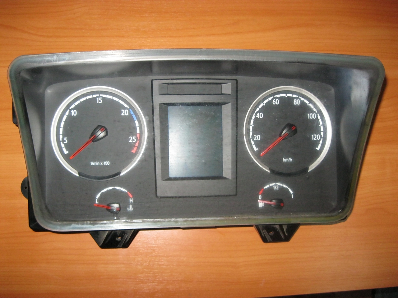 ���������� �������� ECU ICL ( km/h ) 1092