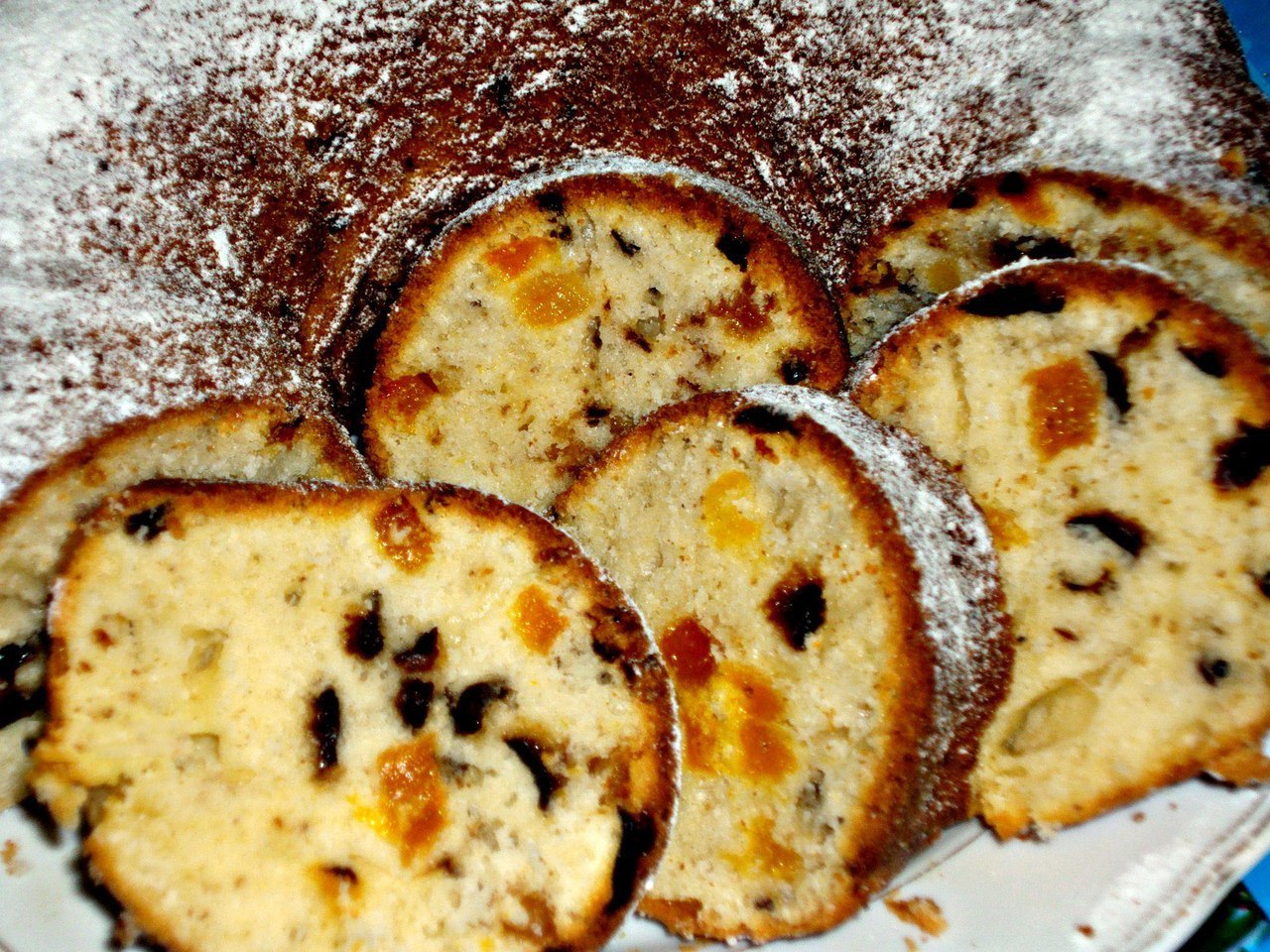 ���� � ���