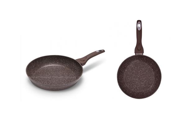 ���� 7 �������� �� ��������� BRO*WN*STO*NE ��������, 26 �� MOU*LIN*vil*la. ������������ ���� 670 ���